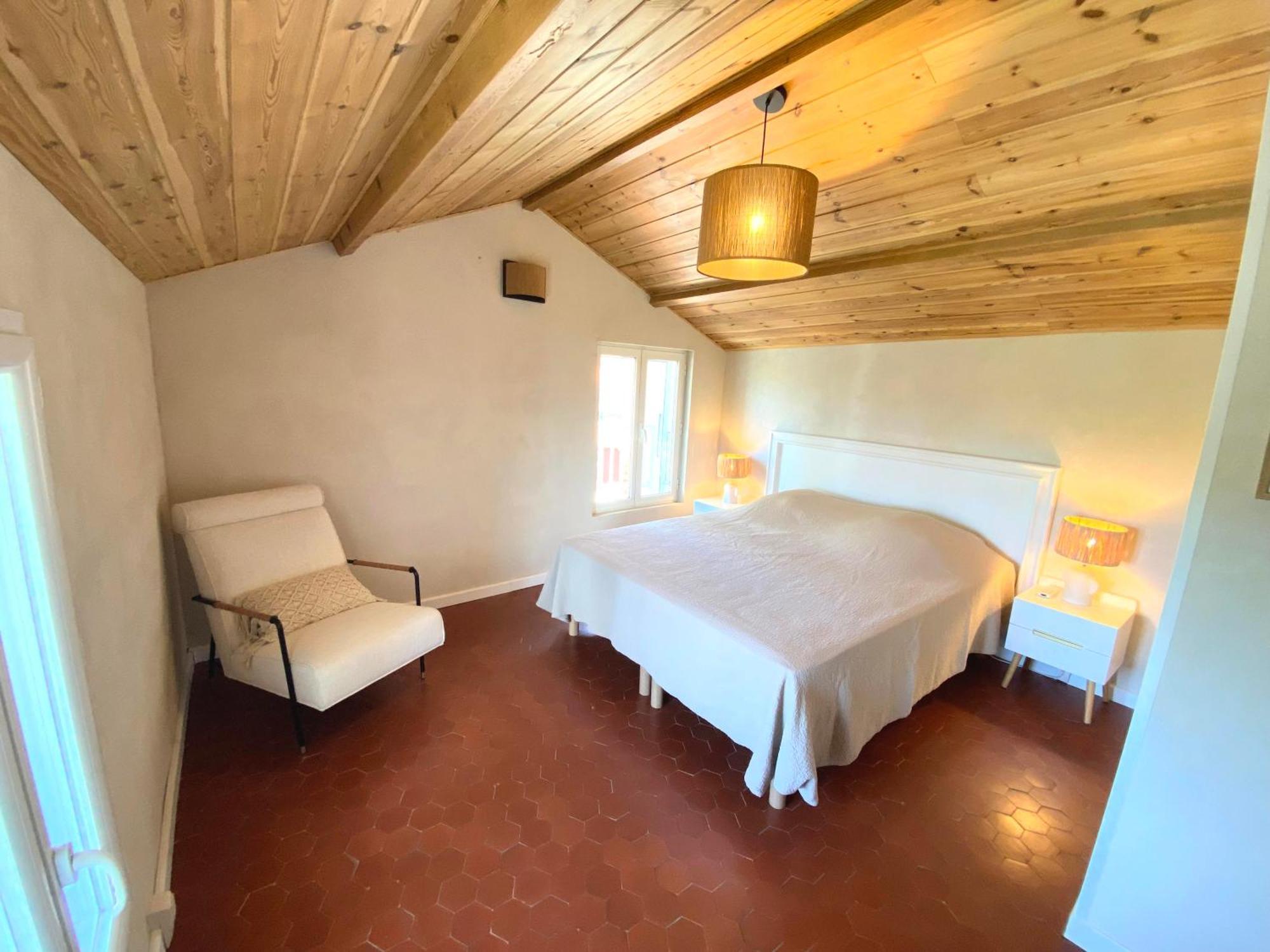 Duplex - 100m De La De St Clair Le Lavandou